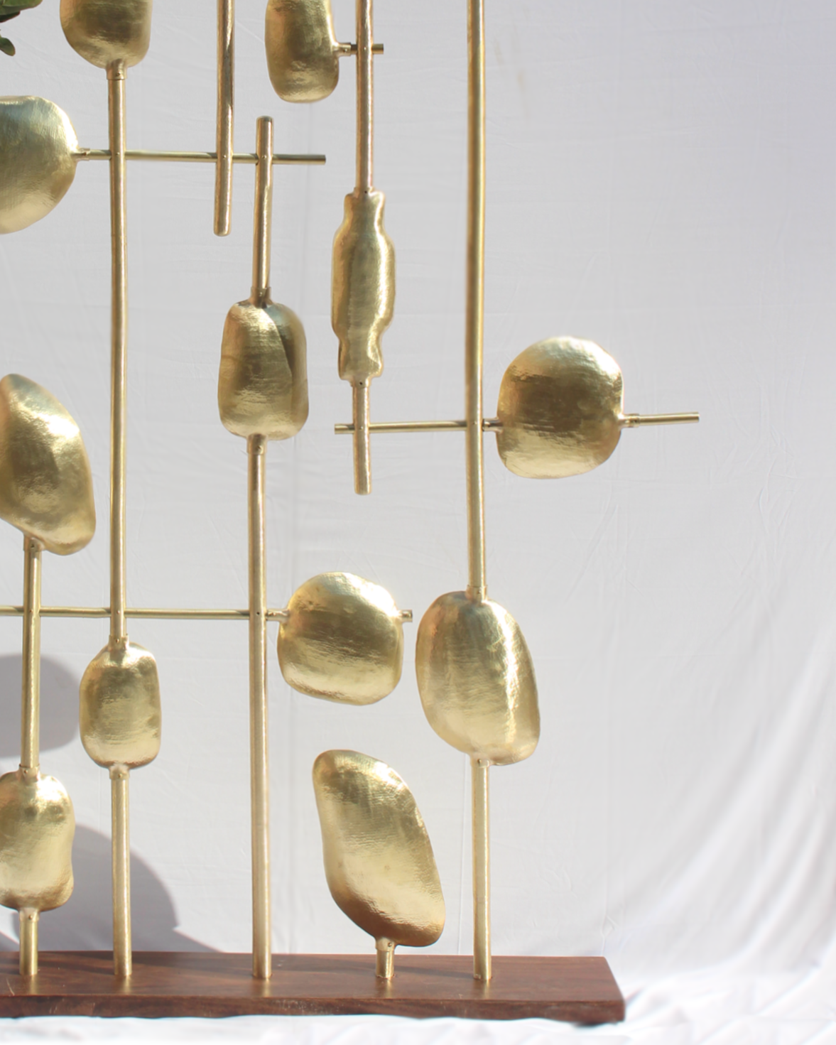 Vanantara with human scale